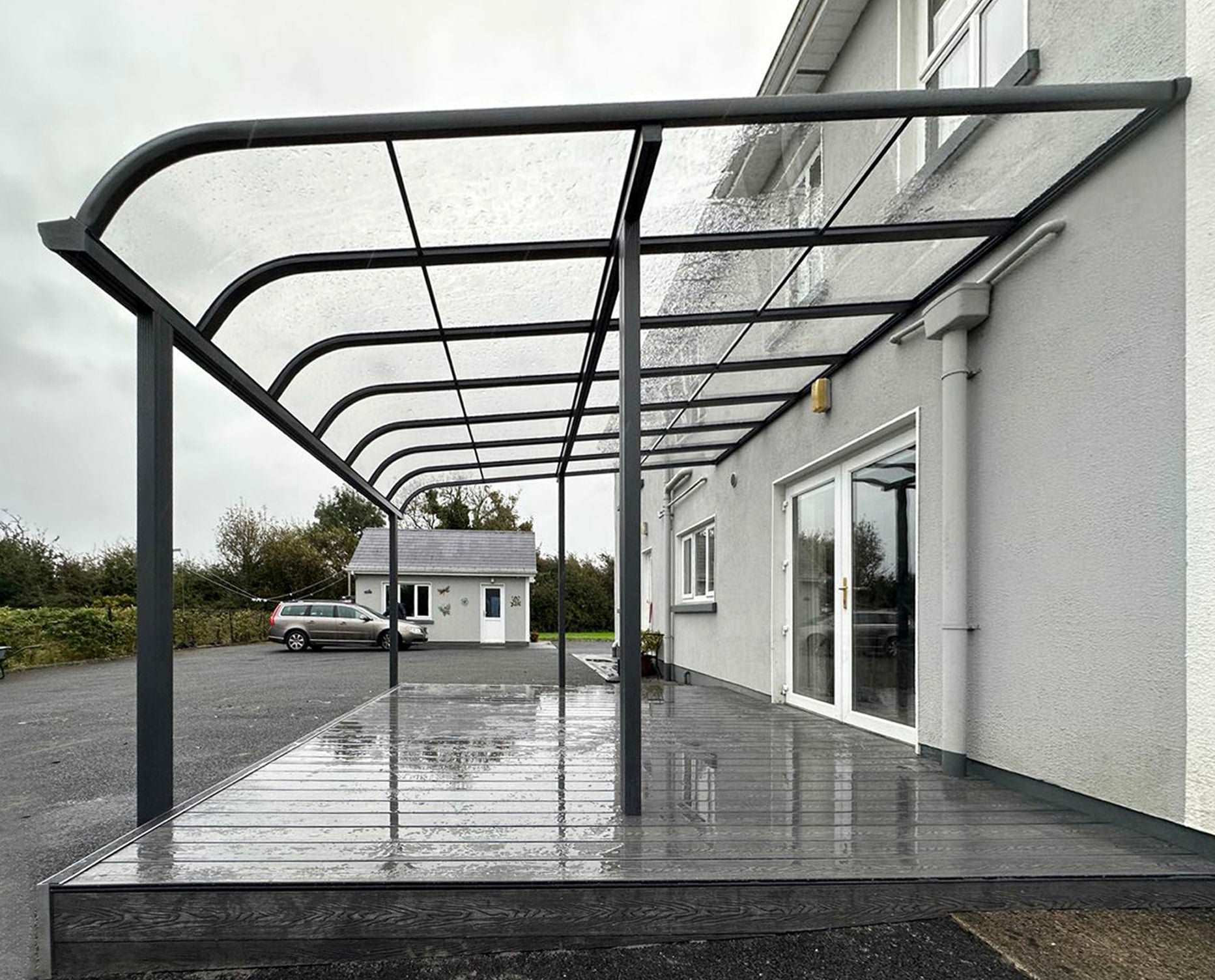 Roscommon aluminium canopy with composite decking